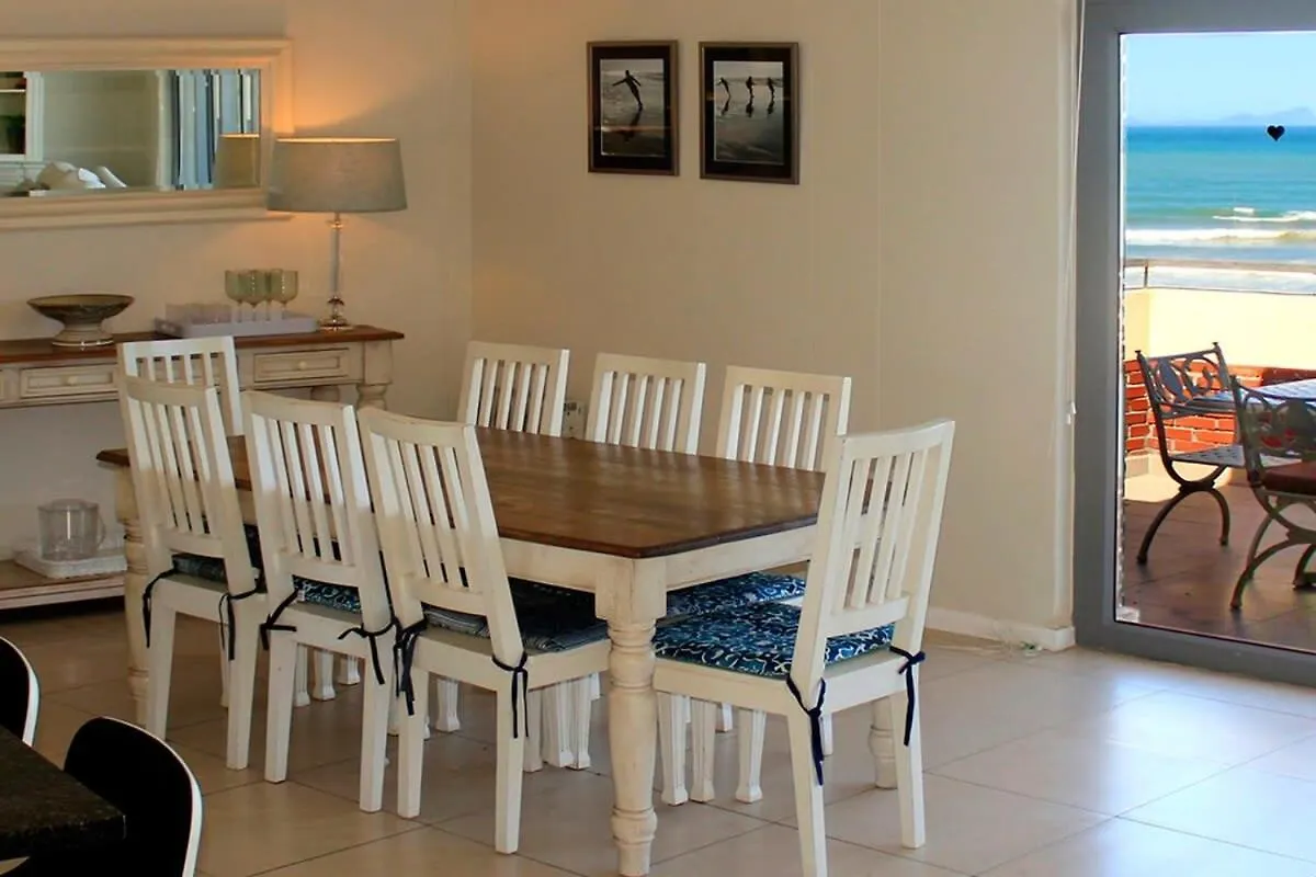 Bluebird Empire Penthouse Villa Muizenberg 0*,  South Africa
