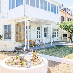 Holiday home Fintimara House, Muizenberg